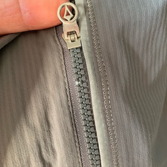 Kids - Ivivva Zip-Up - Picture 6 of 7